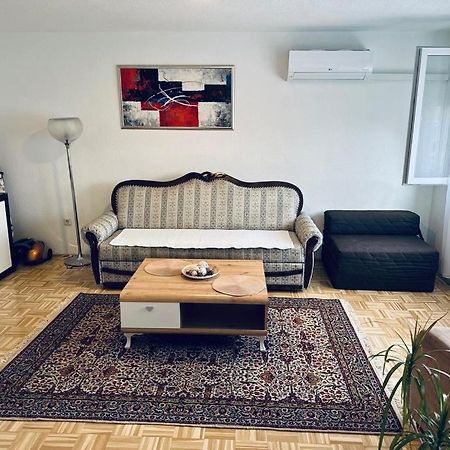 Apartment Etna! Near To Airport Сараево Экстерьер фото